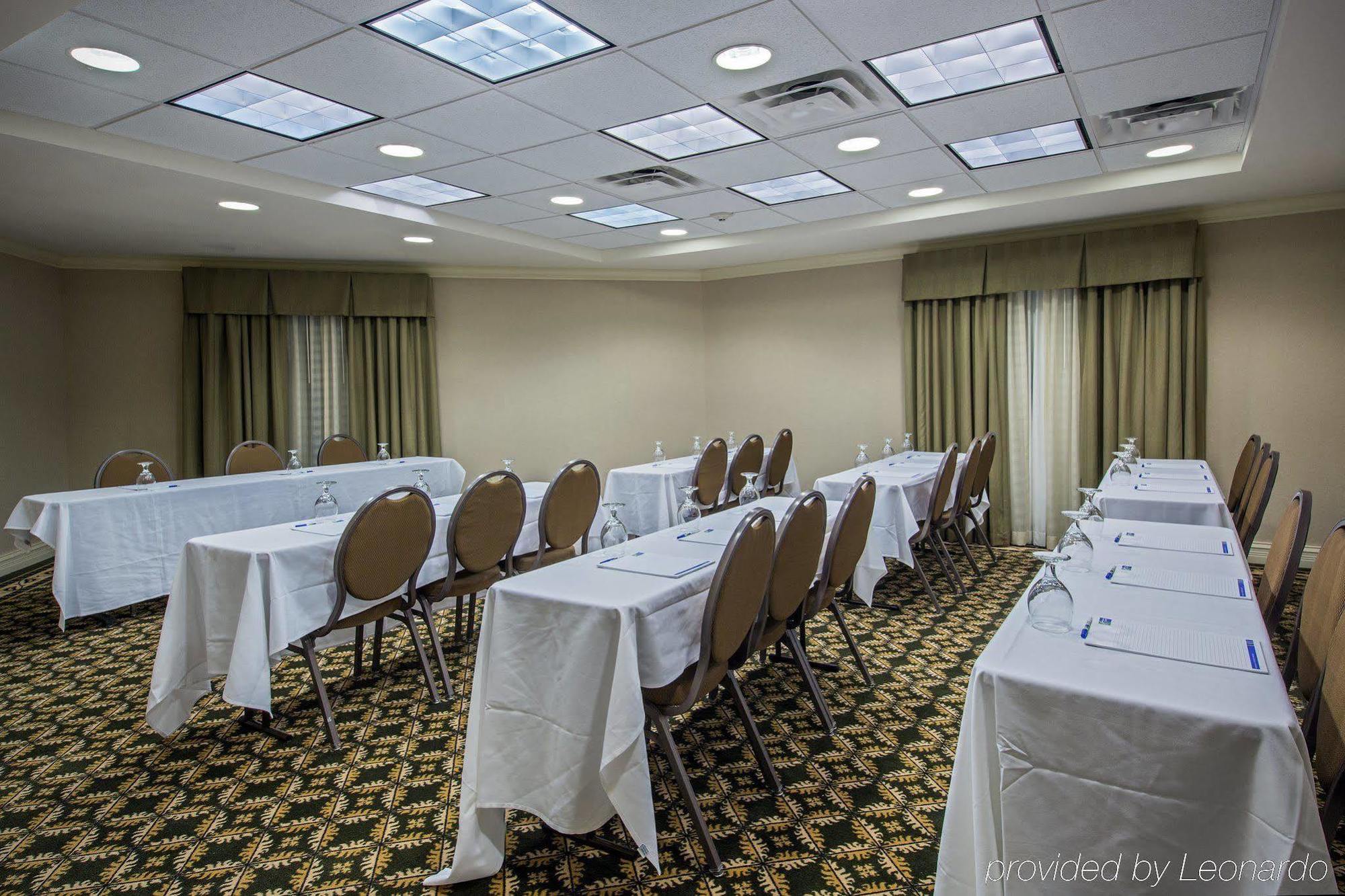Holiday Express & Jackson - By Ihg 2* Flowood